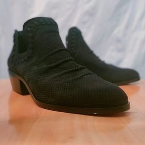 Black Vince Camuto Booties